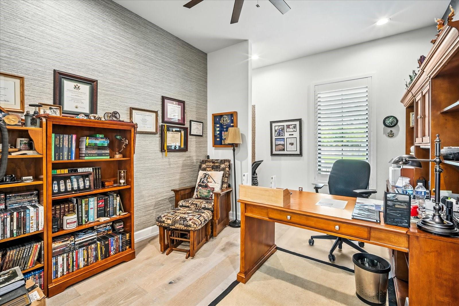 ALAFIA POINTE ESTATES - Residential