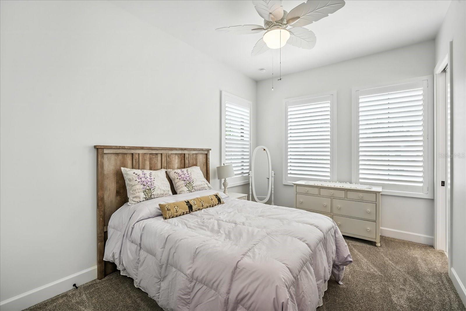 ALAFIA POINTE ESTATES - Residential