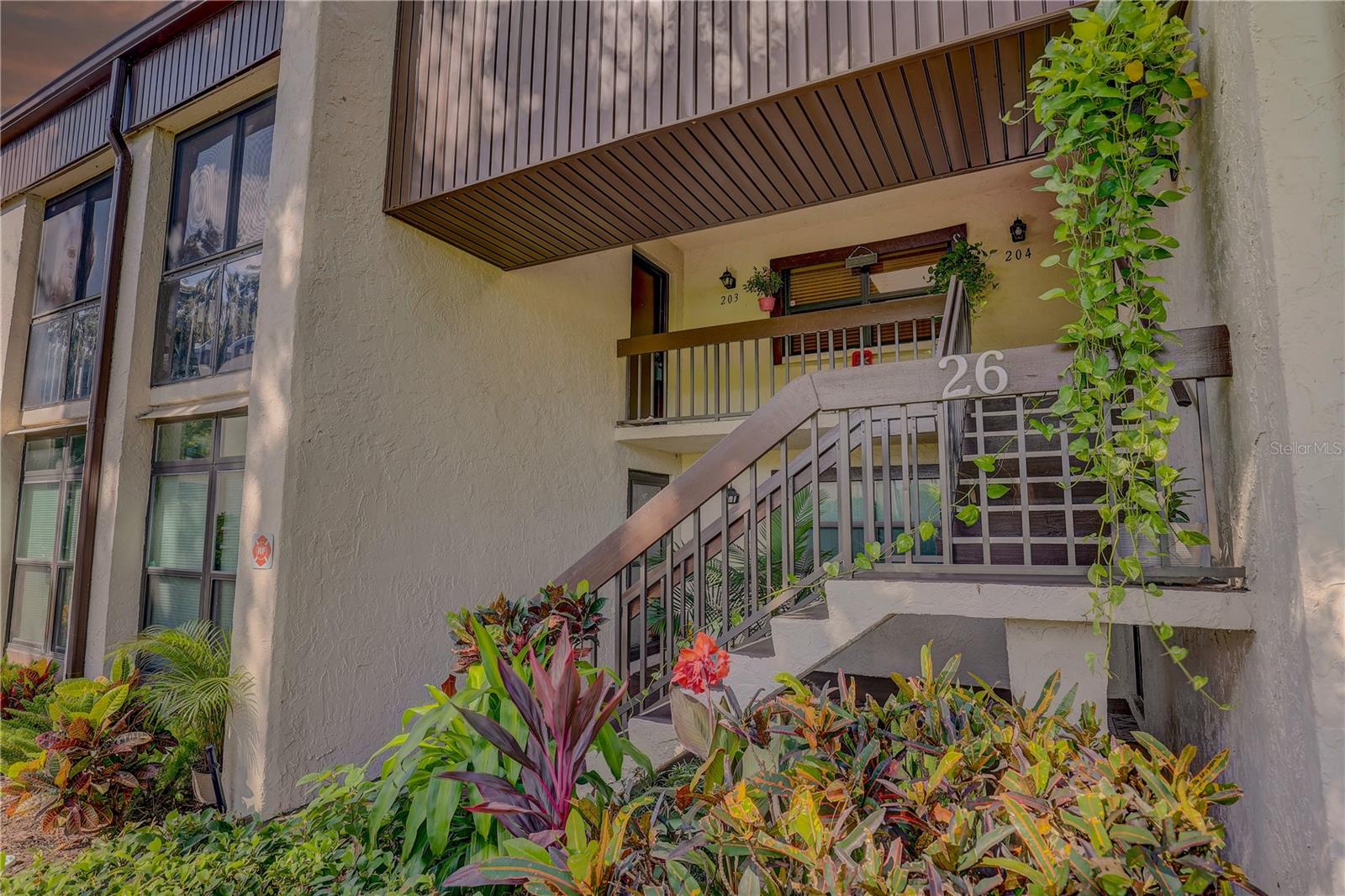 WINDING CREEK - Residential