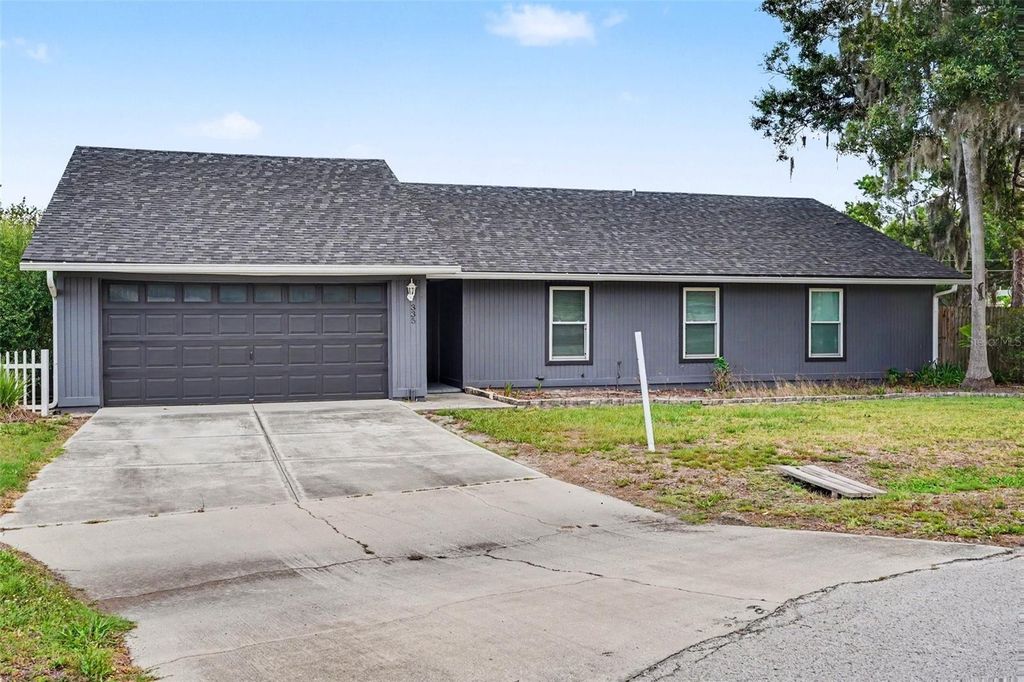 Photo of 335 Tracy Way, Lakeland, FL 33809 (MLS # TB8514263)