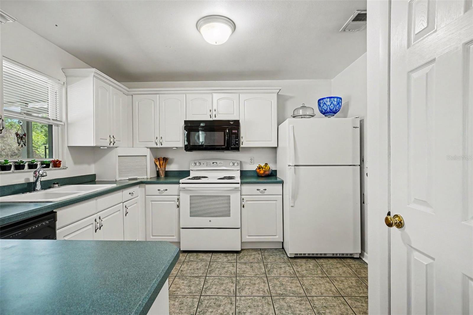 ACREAGE AND UNREC GREENBRIAR - Residential