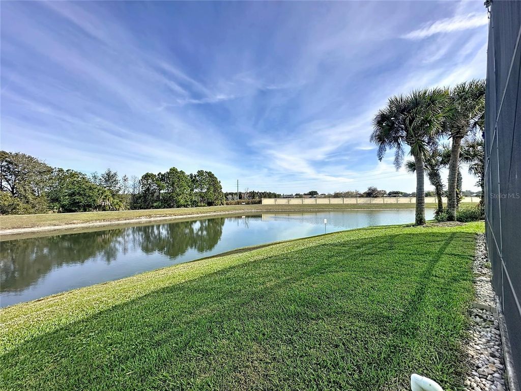 Photo of 2541 Oneida Loop, Kissimmee, FL 34747 (MLS # S5141432)