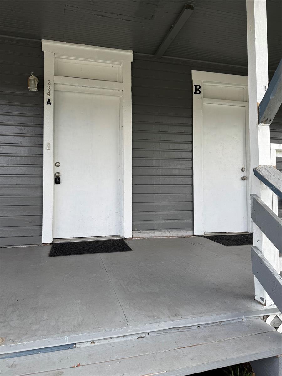 224 S THOMPSON STREET