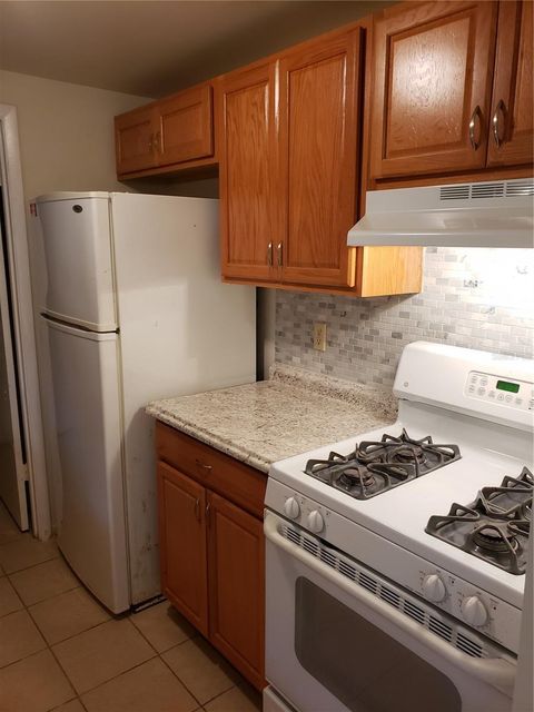 Tiny photo for 14430 SW 34th Terrace Rd, Ocala, FL 34473 (MLS # OM725147)