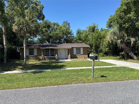 Photo of 14430 SW 34th Terrace Rd, Ocala, FL 34473 (MLS # OM725147)