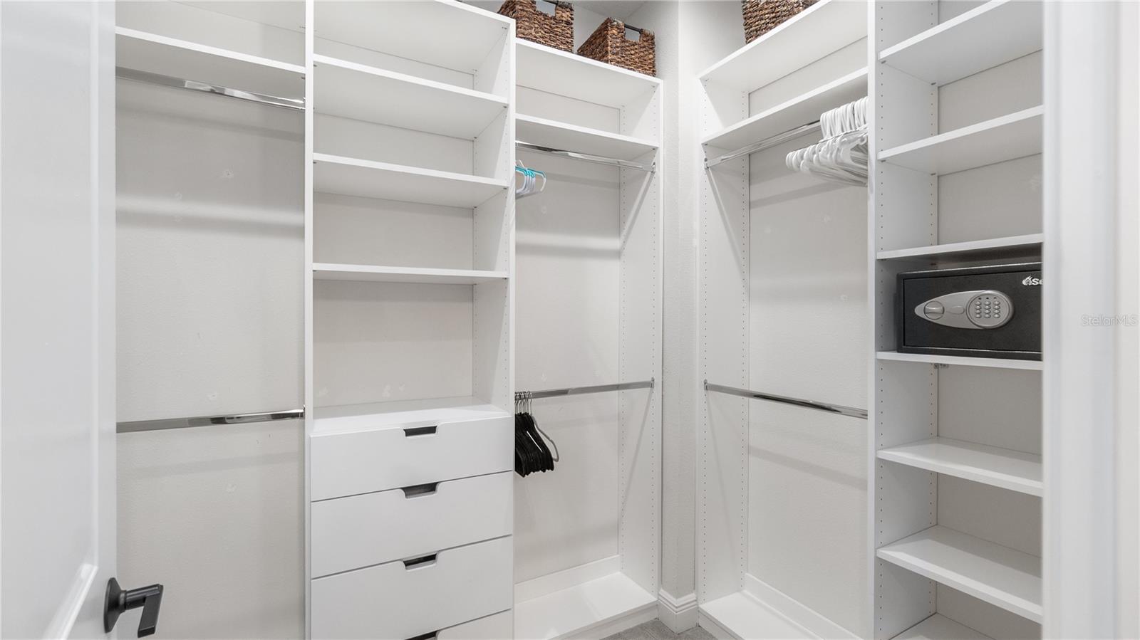 BOYETTE PARK PH 1/A 1/B 1/D - Residential