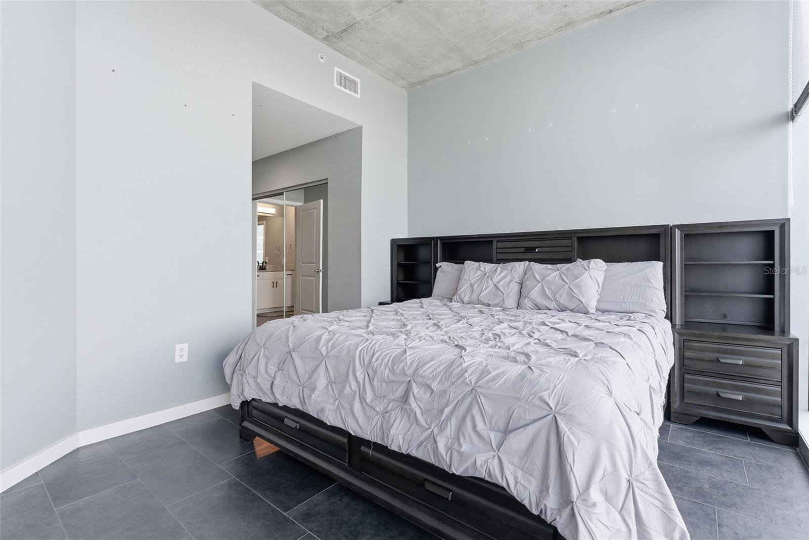 SKYPOINT A CONDO - Residential