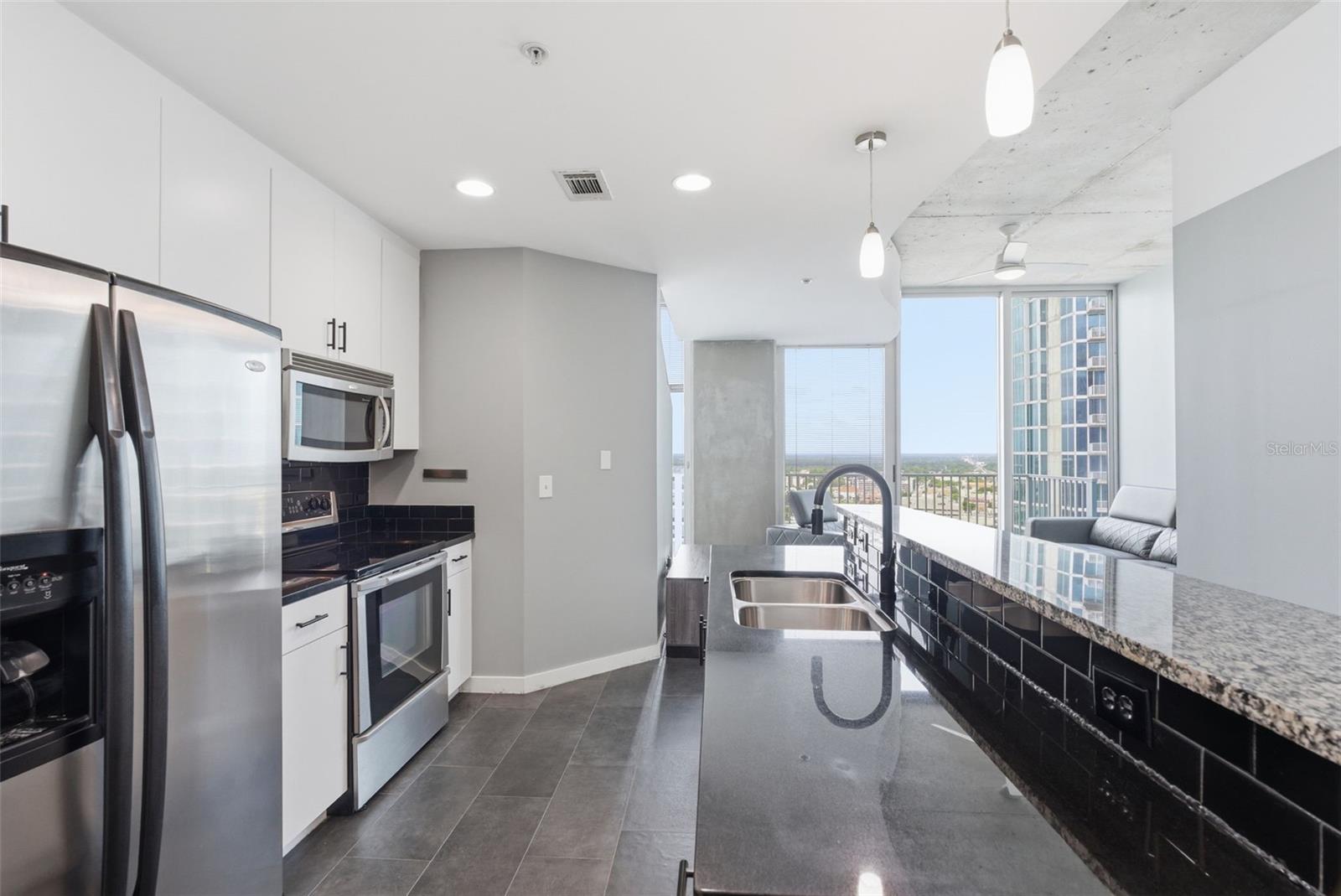 SKYPOINT A CONDO - Residential