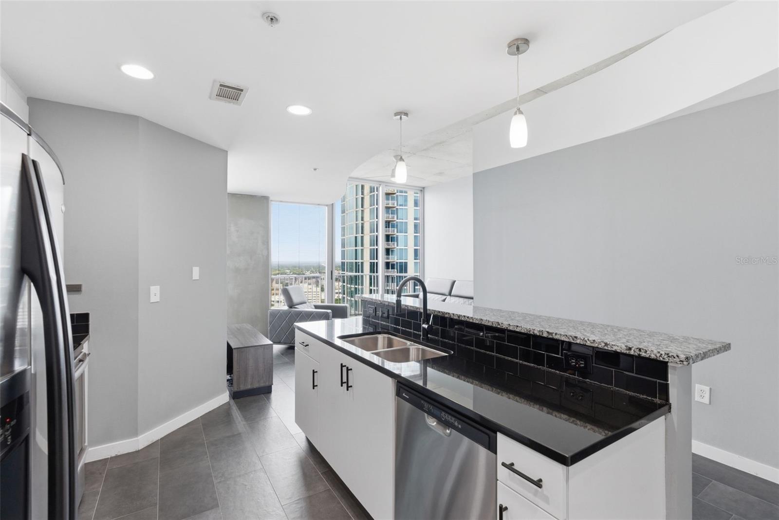 SKYPOINT A CONDO - Residential