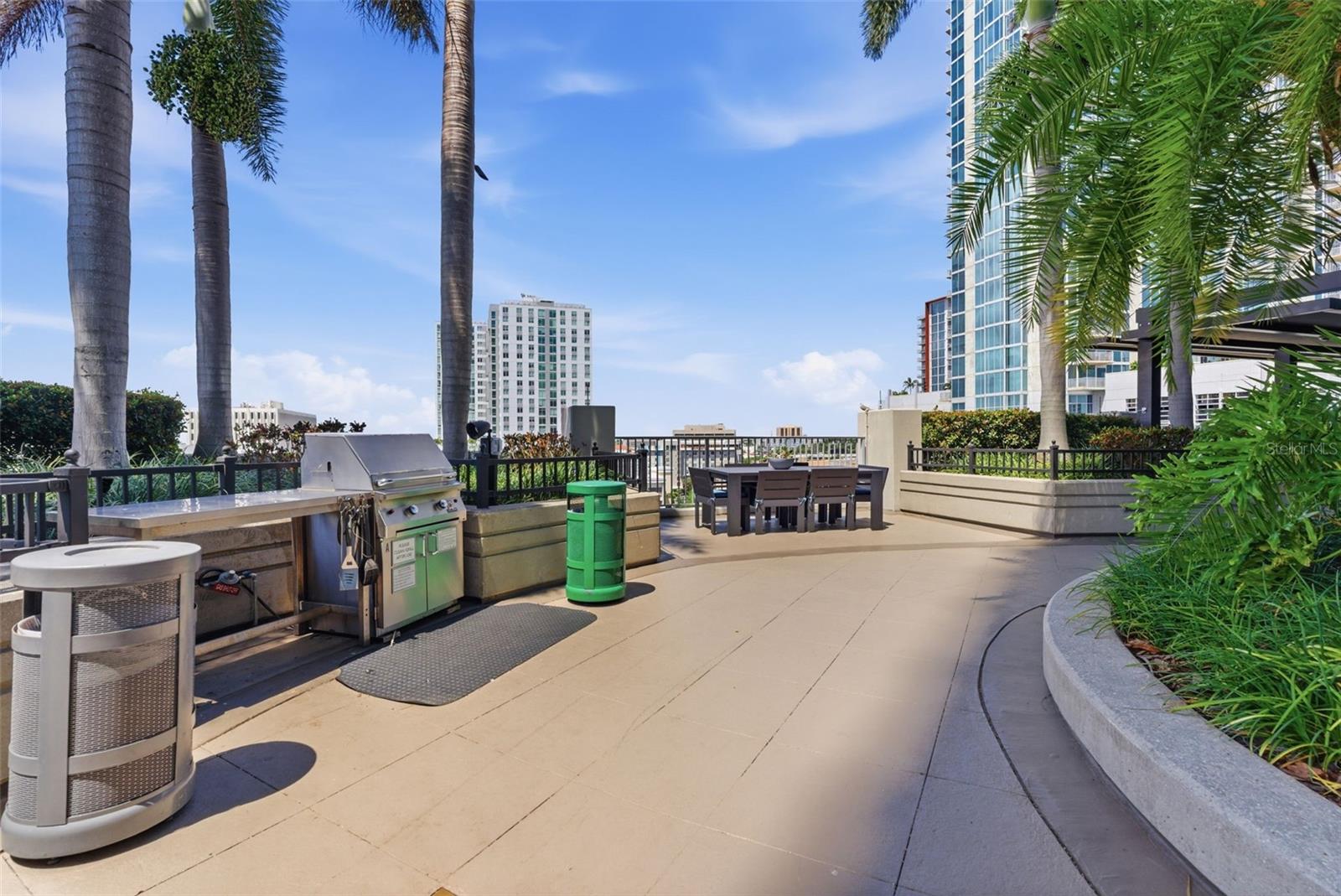 SKYPOINT A CONDO - Residential