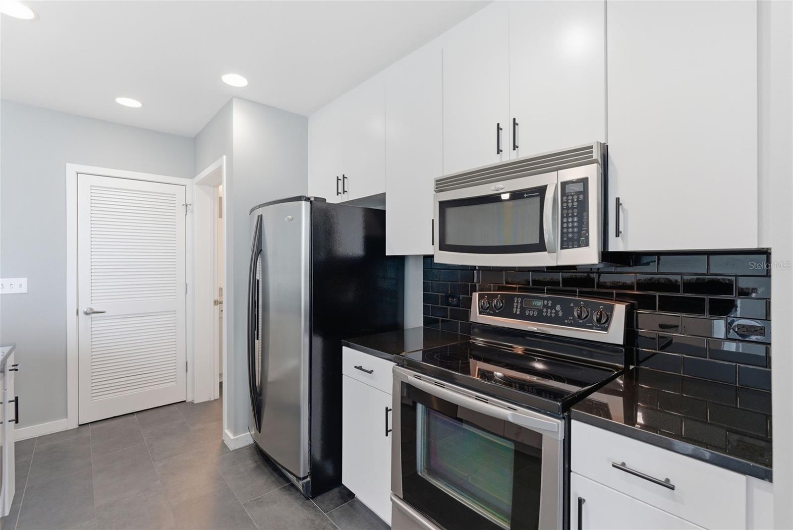 SKYPOINT A CONDO - Residential