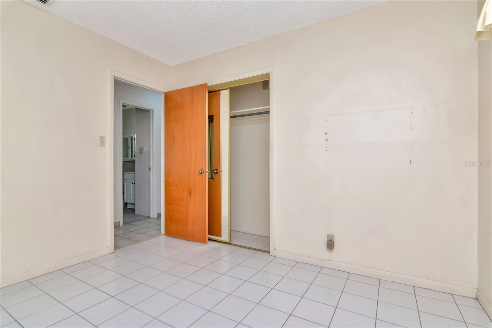 GOLDSTEIN & FUNK GARDEN LND - Residential