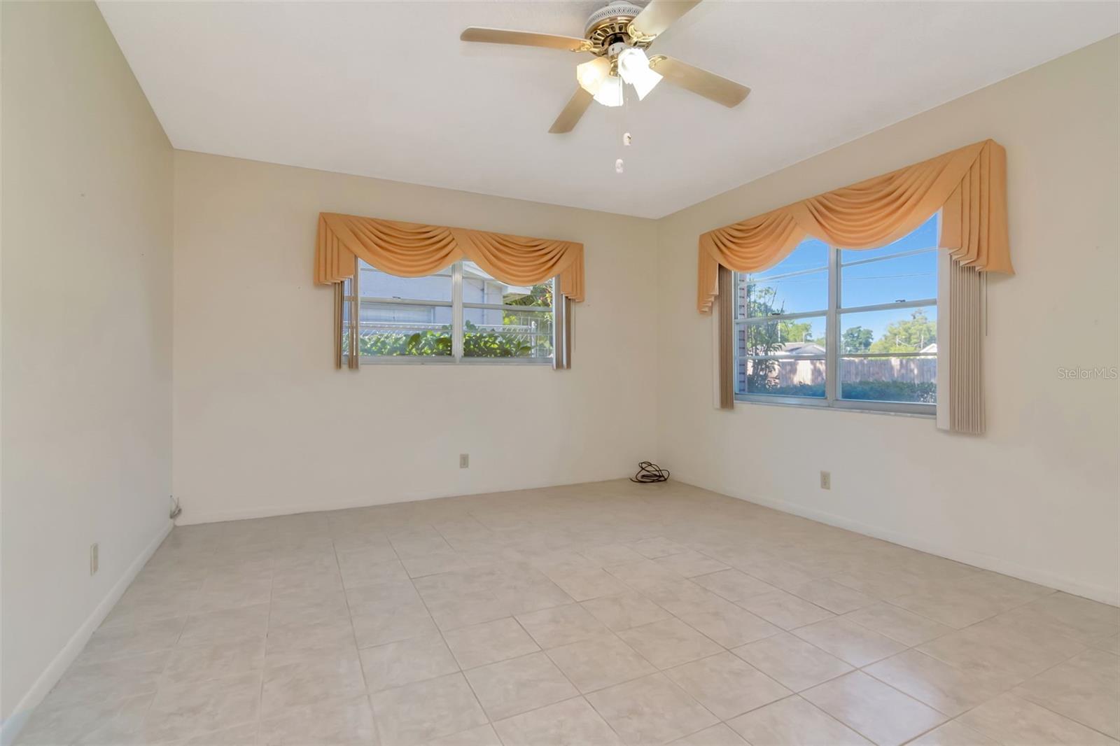 GOLDSTEIN & FUNK GARDEN LND - Residential