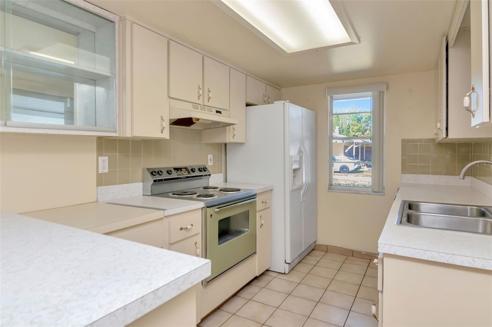 GOLDSTEIN & FUNK GARDEN LND - Residential