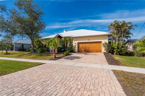 A home in PORT CHARLOTTE