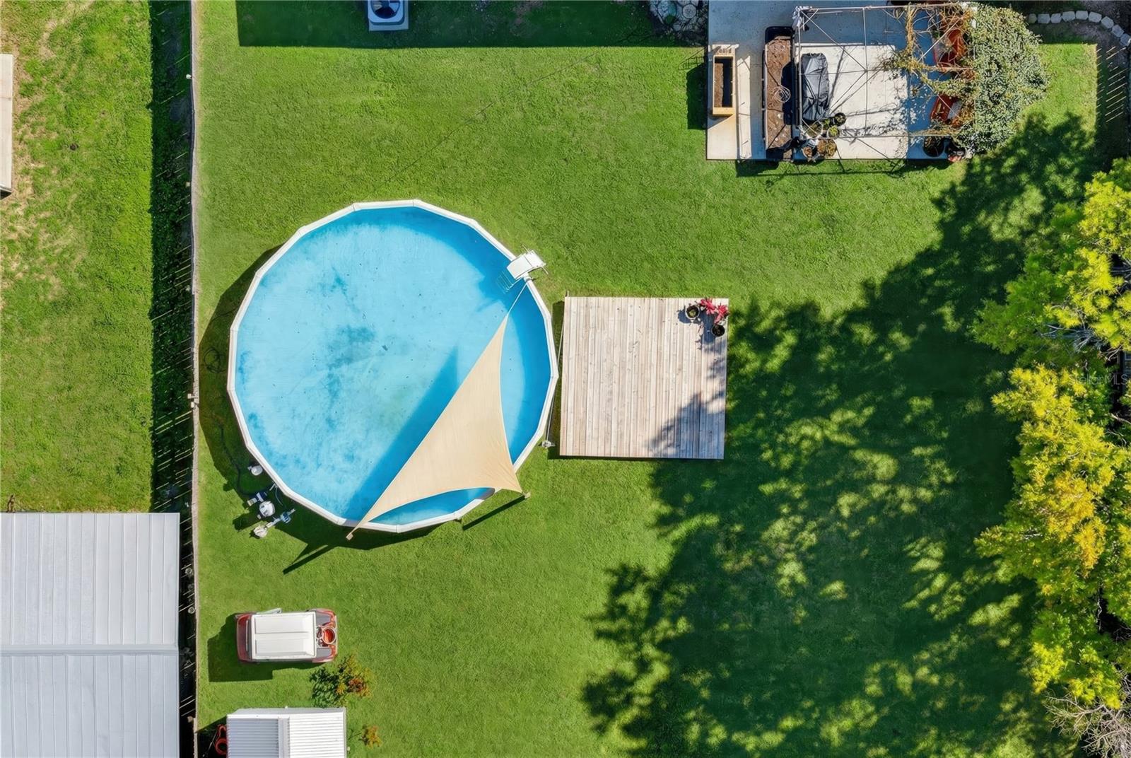 BORDERING OAKS - Residential