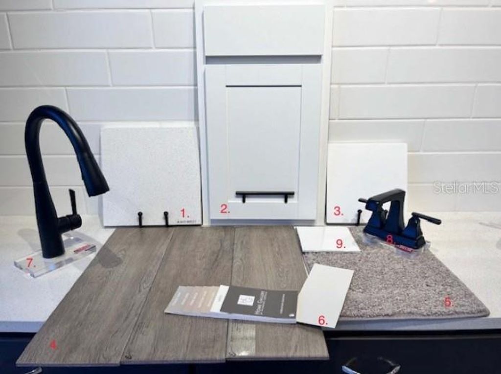 Photo of 6014 Jensen View Avenue, Apollo Beach, FL 33572 (MLS # S5124743)