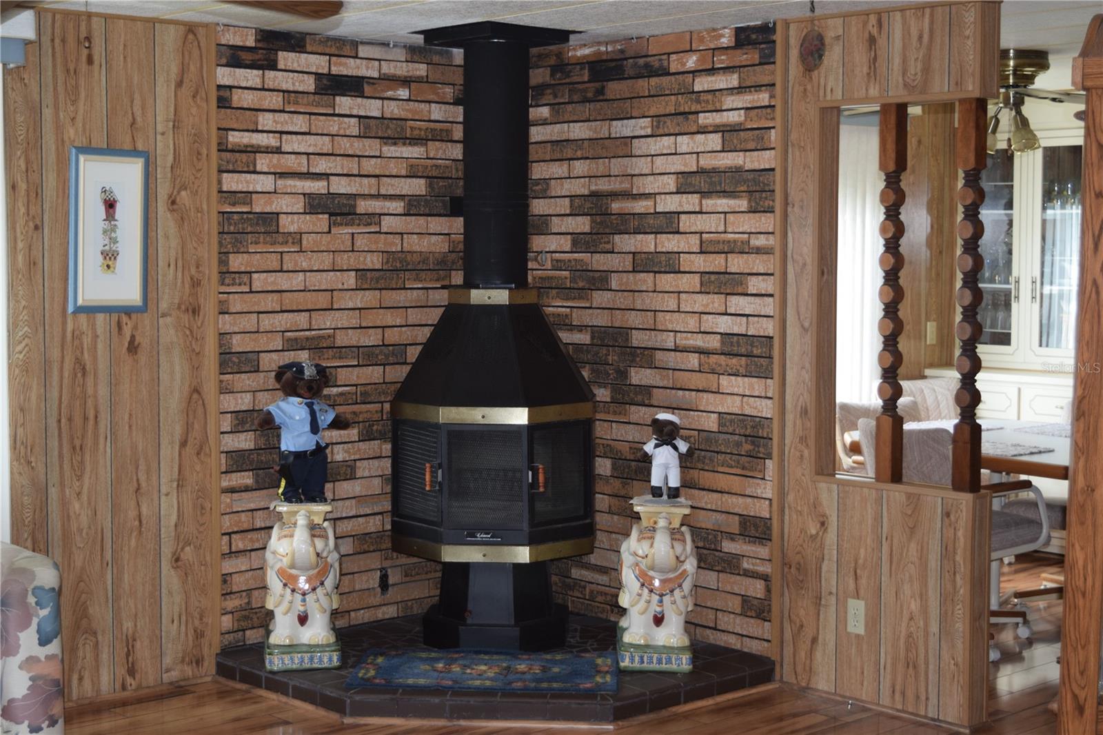 107 PINEBARK DRIVE