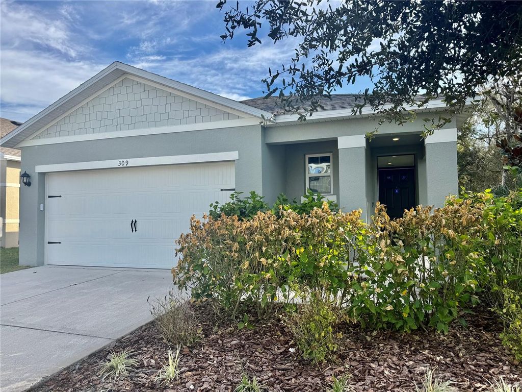 Photo of 309 Gina Lane, Davenport, FL 33837 (MLS # L4958866)