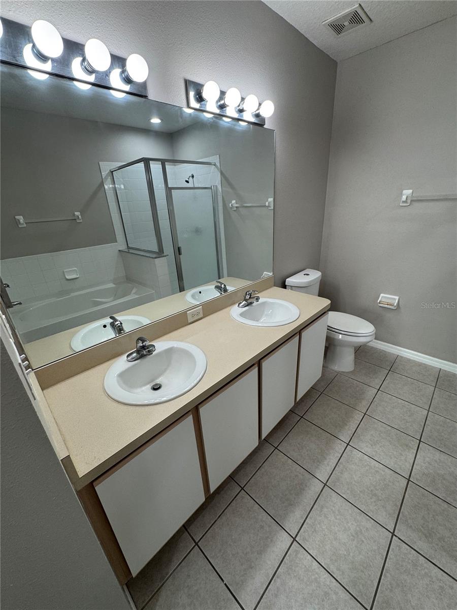 VILLAGES OF BLOOMINGDALE - PHA - Residential