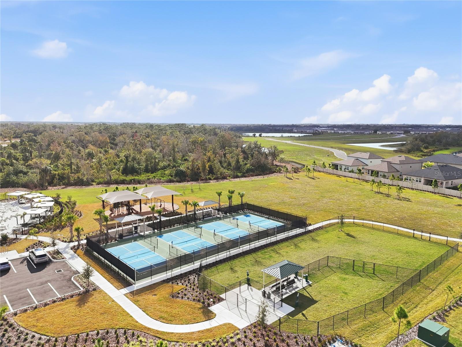 STONEGATE PRESERVE IA - Residential