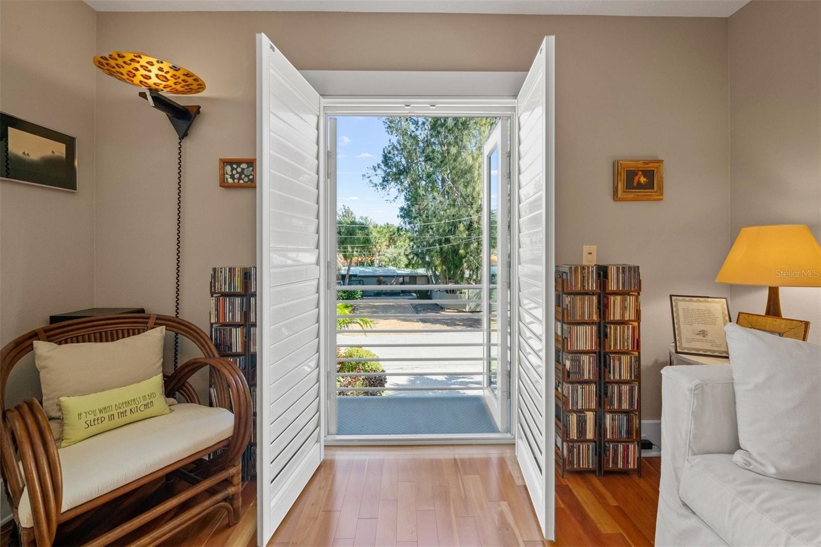 SIESTA BEACH - Residential