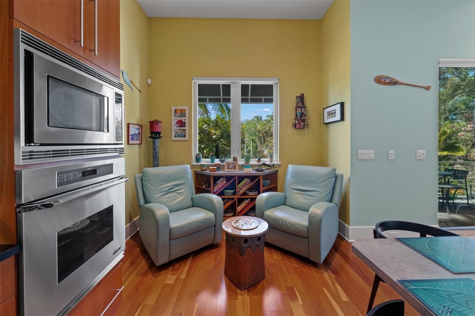 SIESTA BEACH - Residential