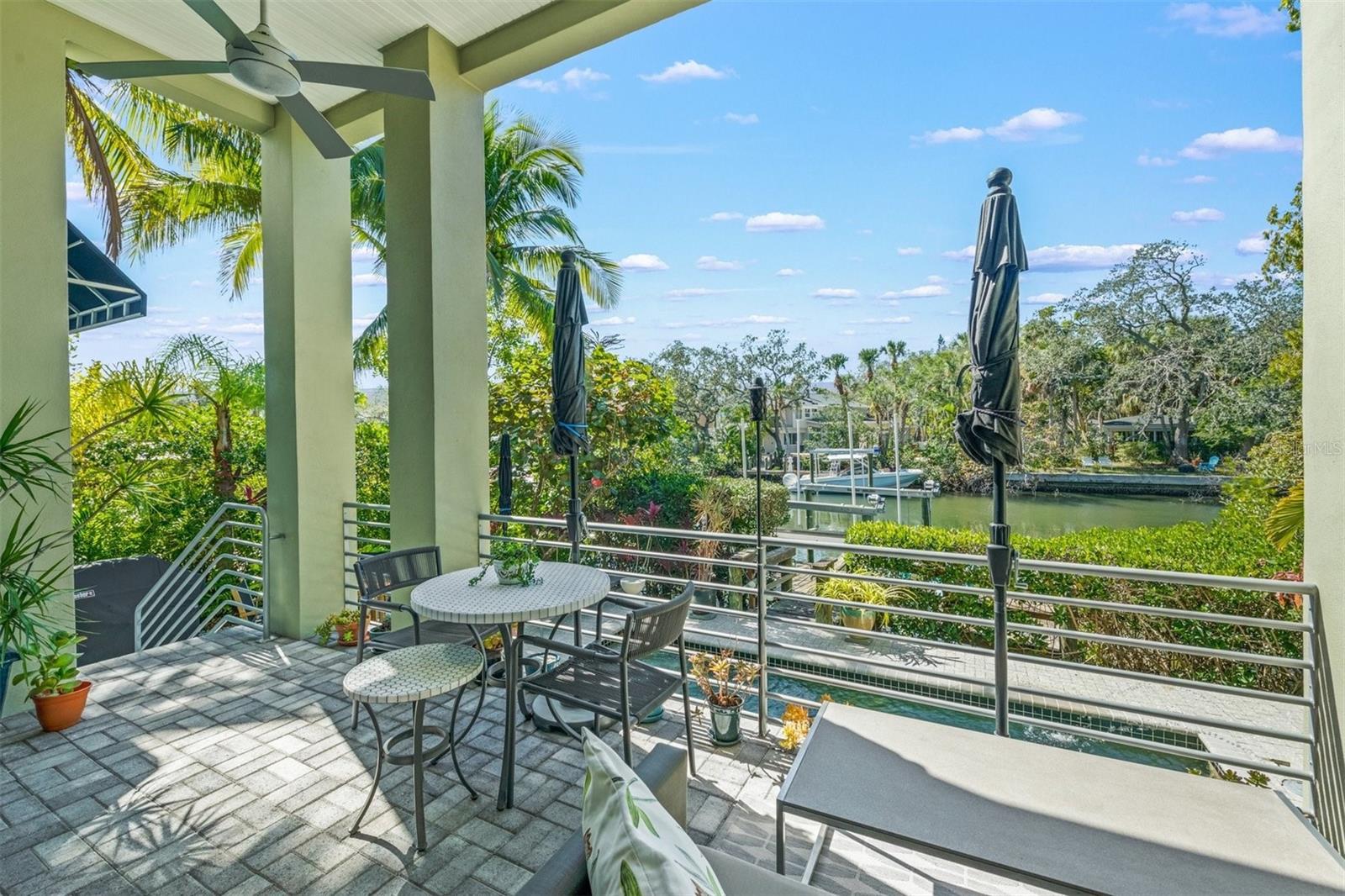 SIESTA BEACH - Residential