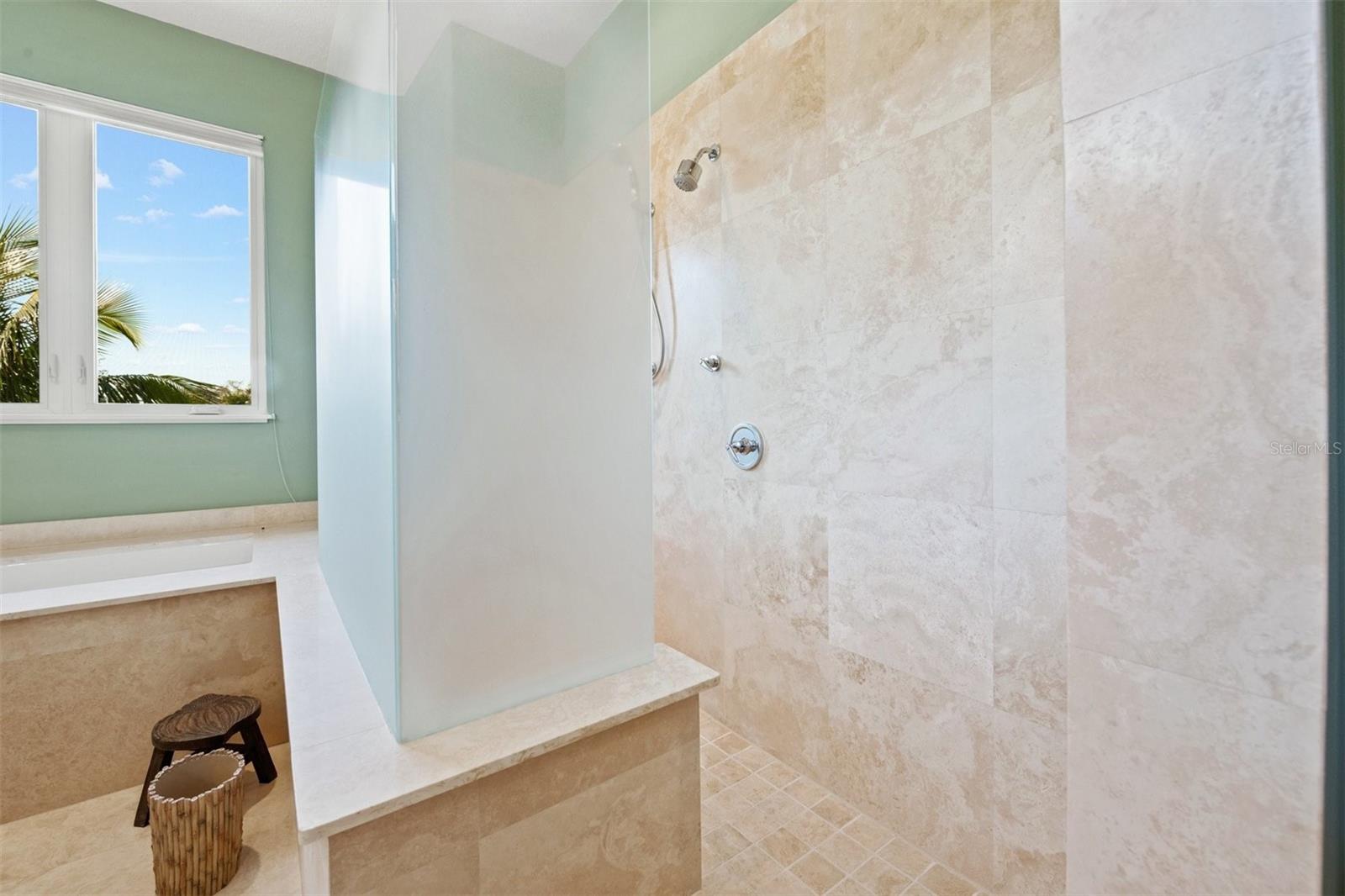 SIESTA BEACH - Residential