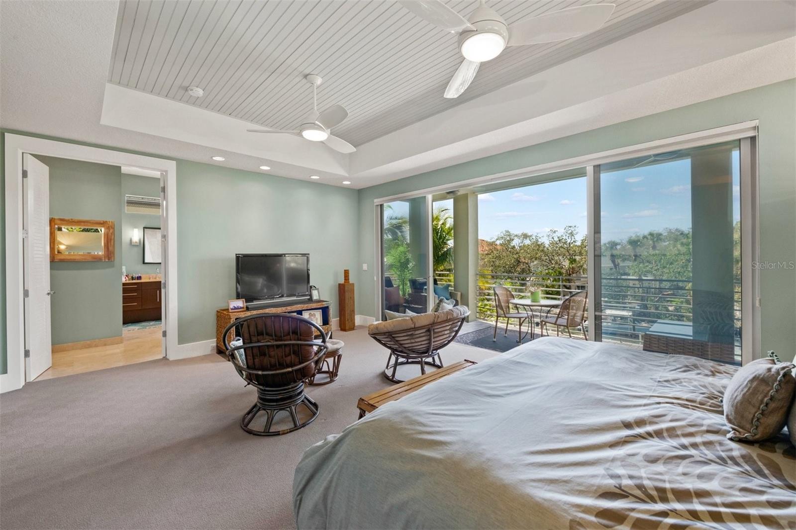 SIESTA BEACH - Residential