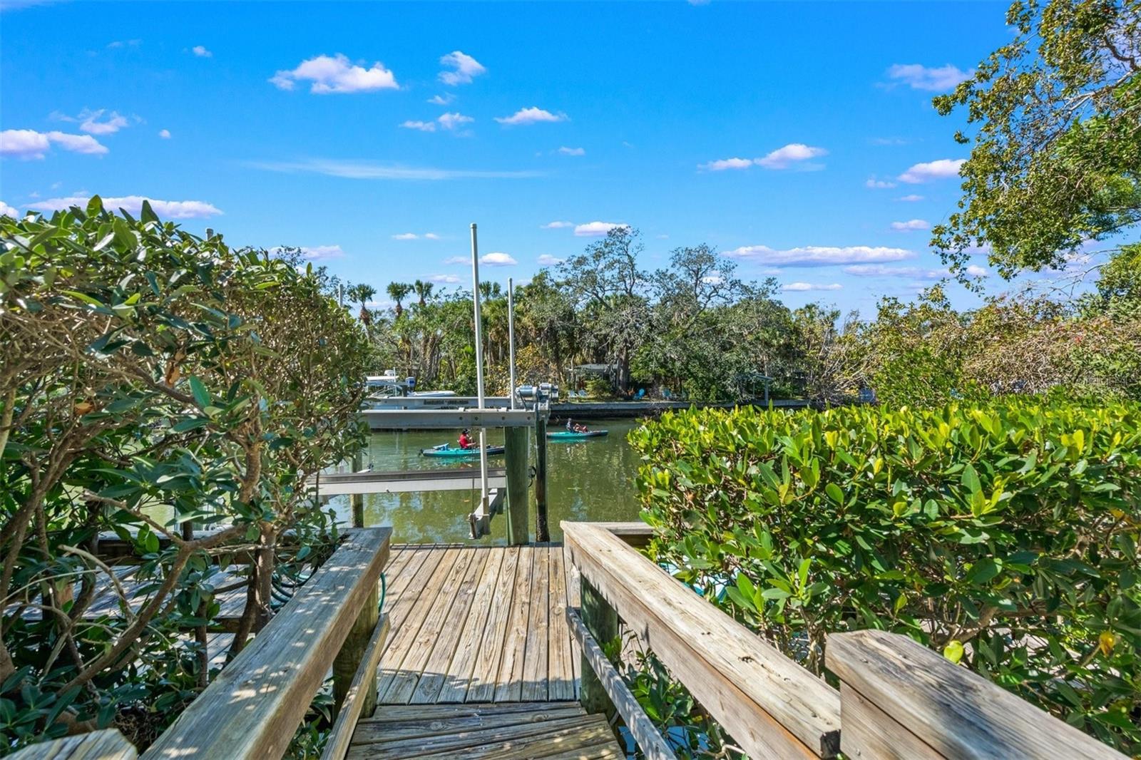 SIESTA BEACH - Residential