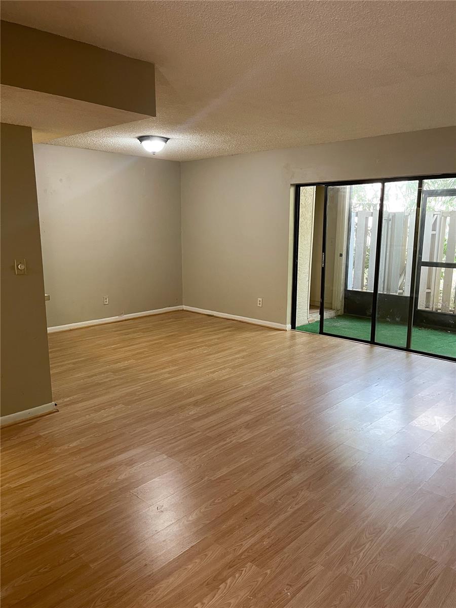 4873 PURITAN CIRCLE 2401