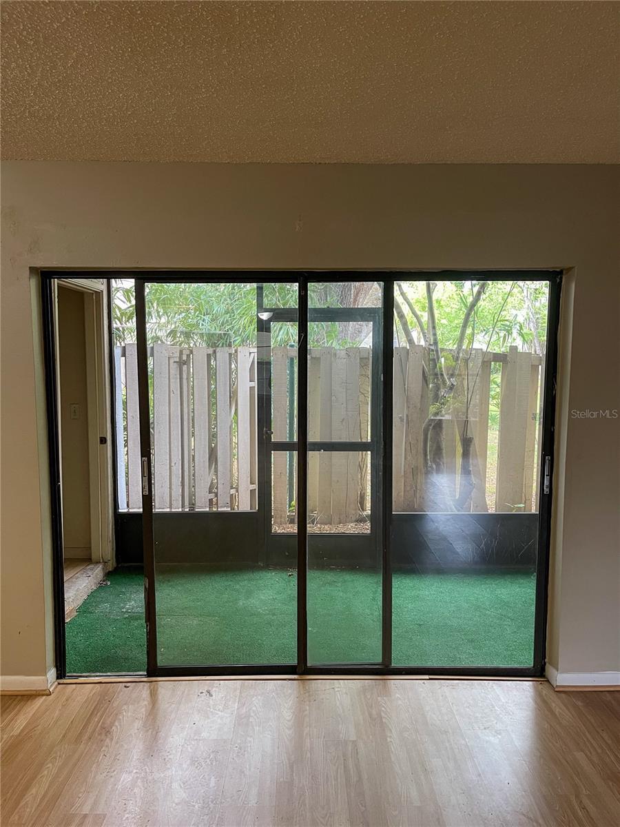 RIVER OAKS CONDO II - Residential