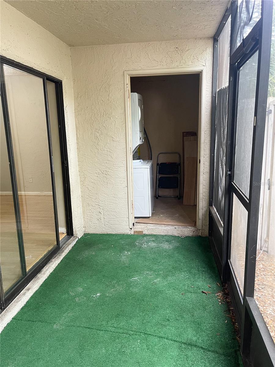 RIVER OAKS CONDO II - Residential