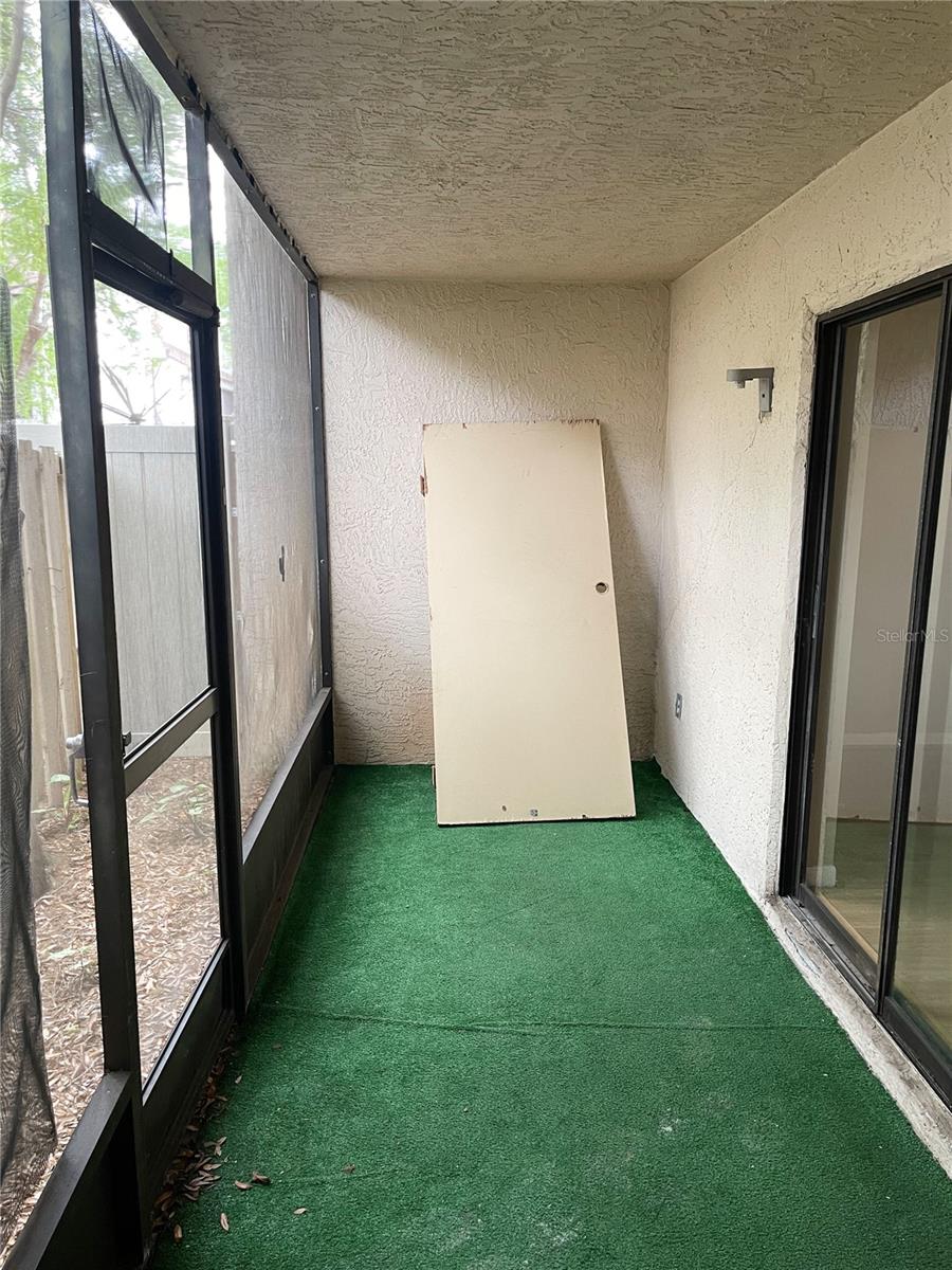 RIVER OAKS CONDO II - Residential