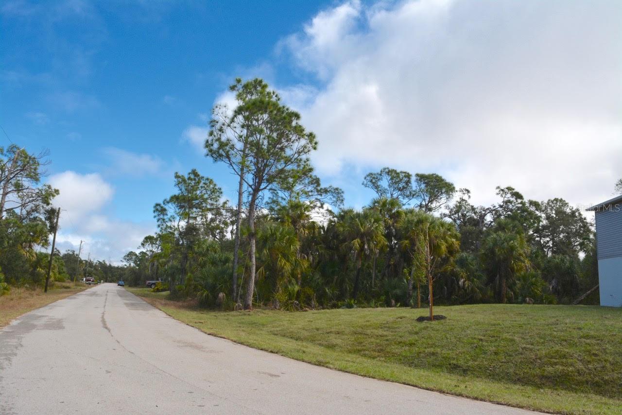 PORT CHARLOTTE SUB 22 - Land