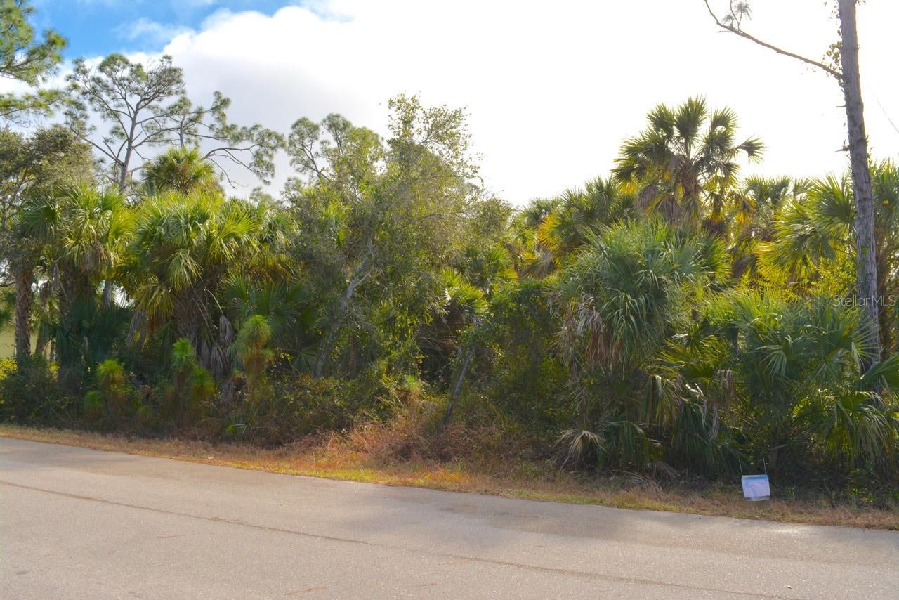 PORT CHARLOTTE SUB 22 - Land