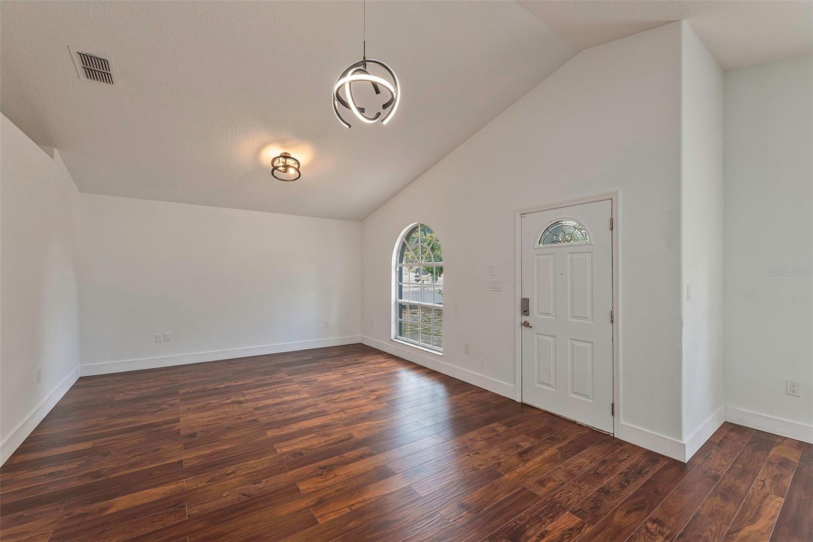 CASA LOMA SUB - Residential