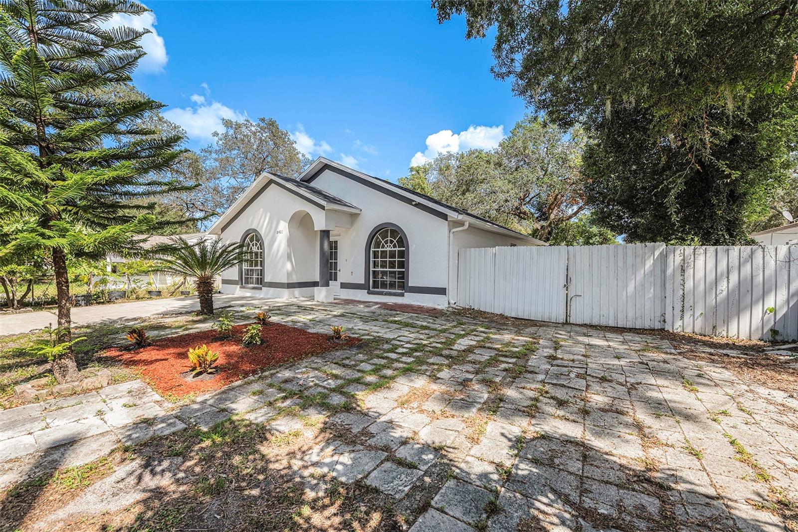 CASA LOMA SUB - Residential