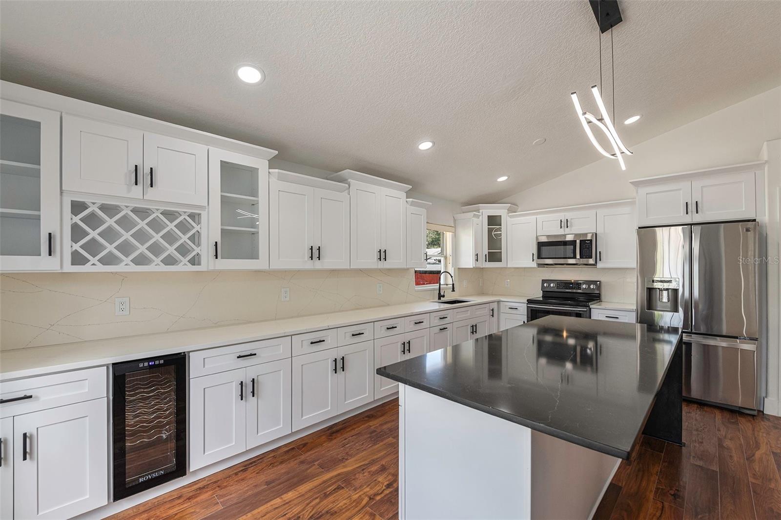 CASA LOMA SUB - Residential