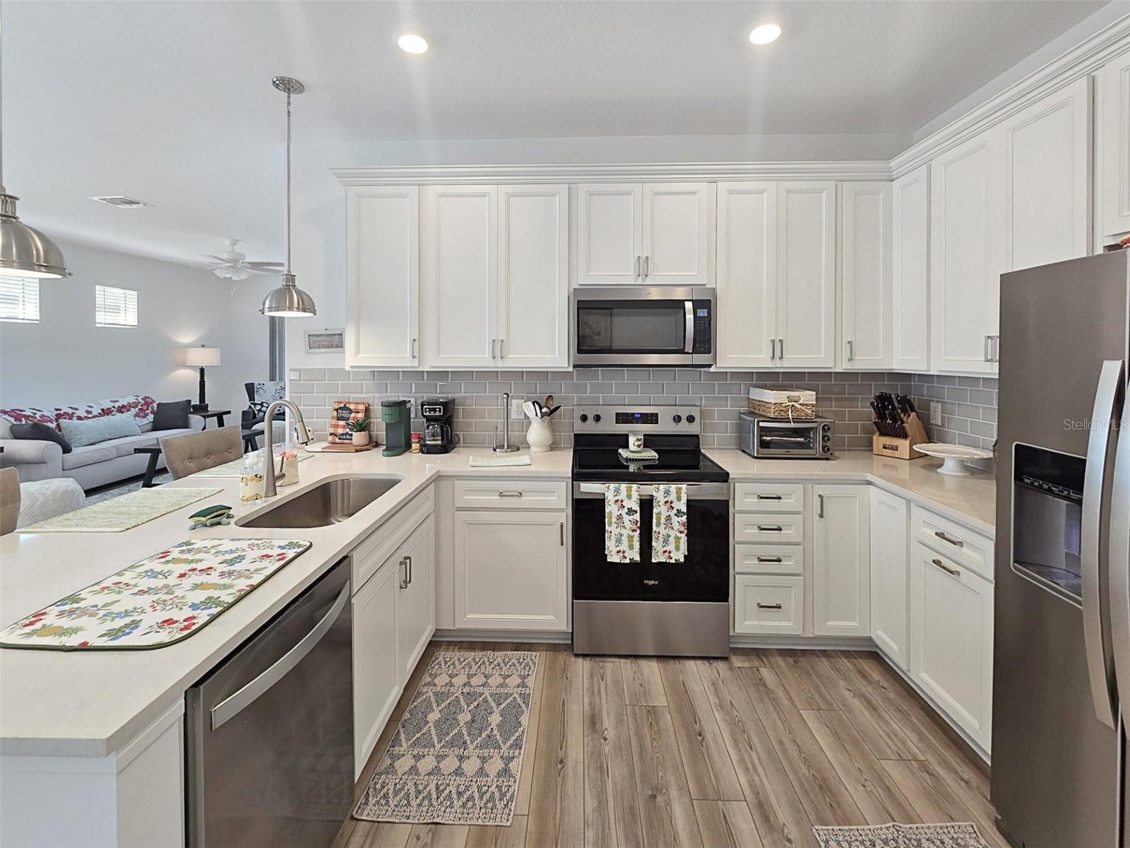 DEL WEBB AT BAYVIEW PH IV - Residential Lease