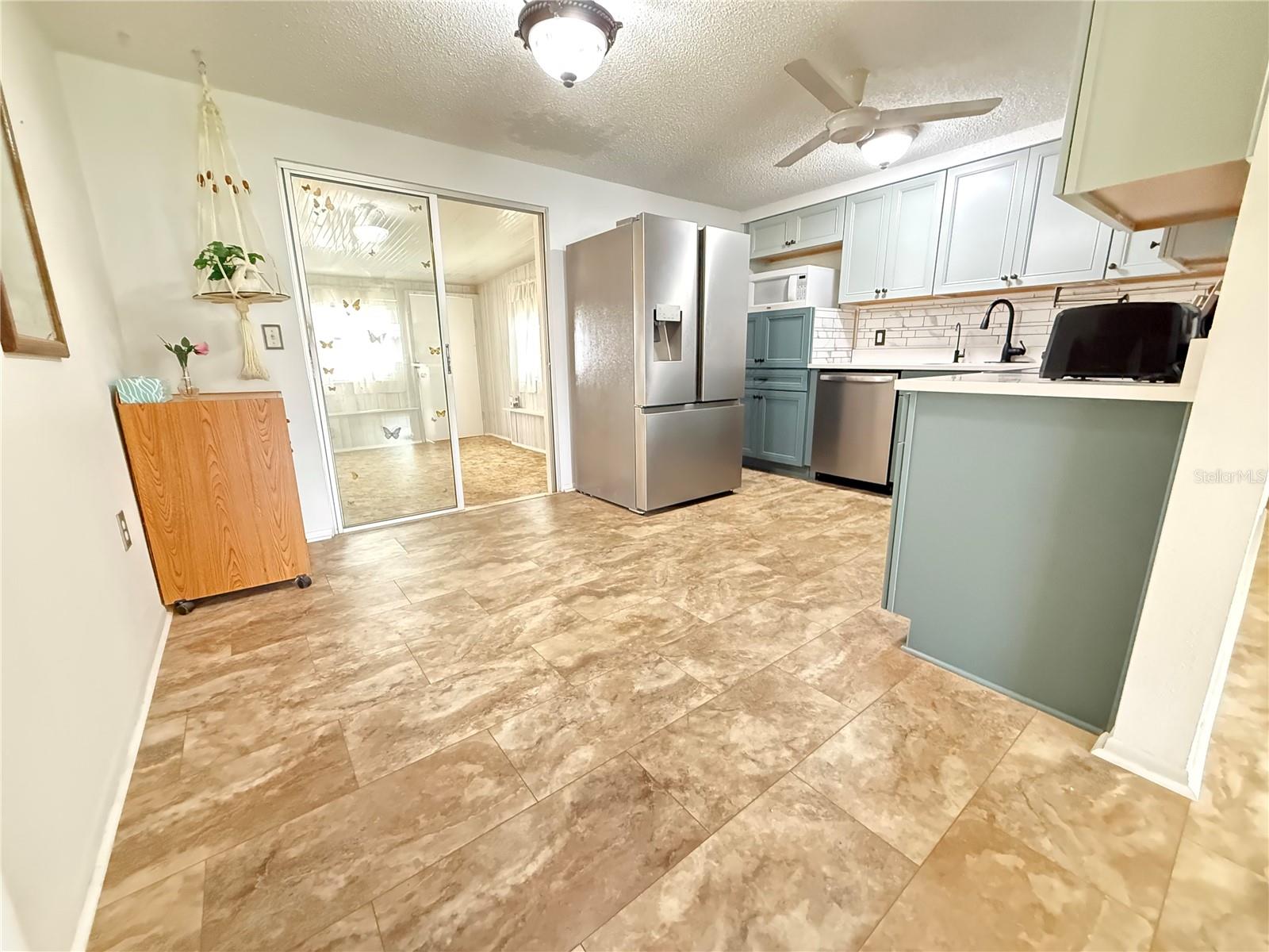 SUNSET ESTATES - Residential