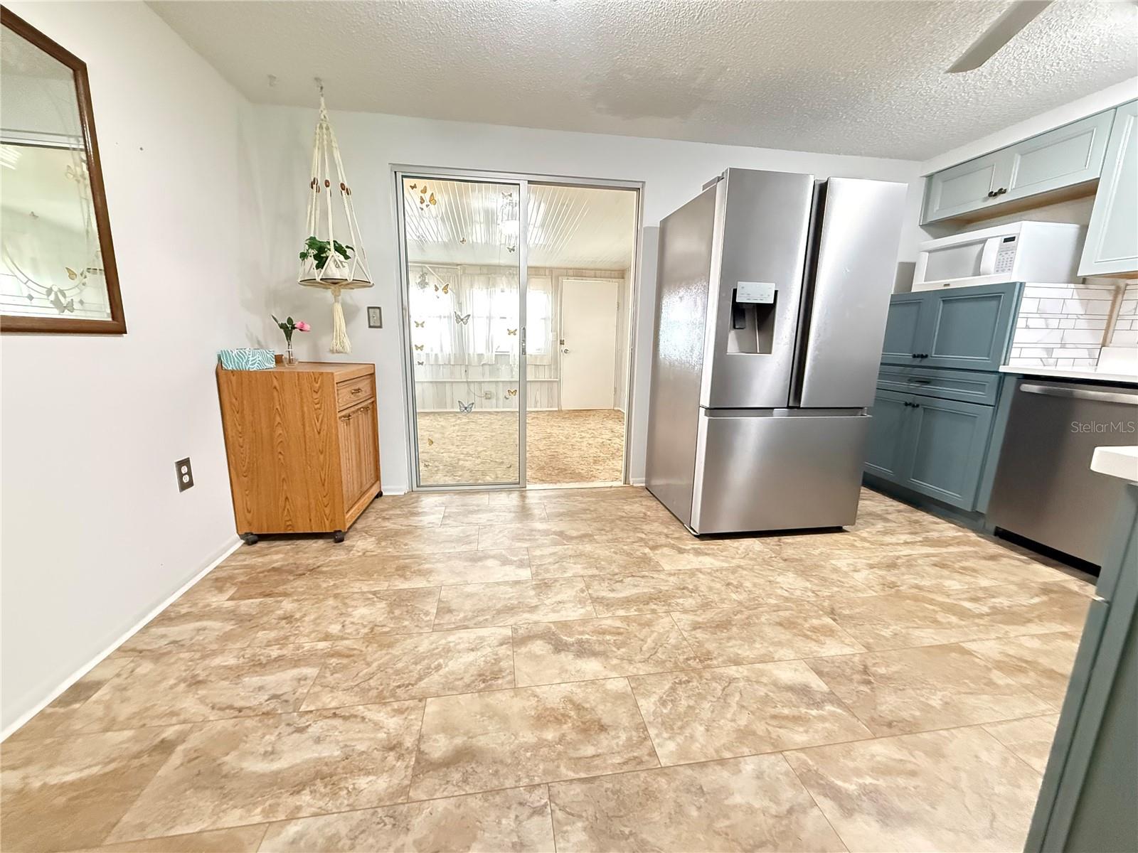 SUNSET ESTATES - Residential