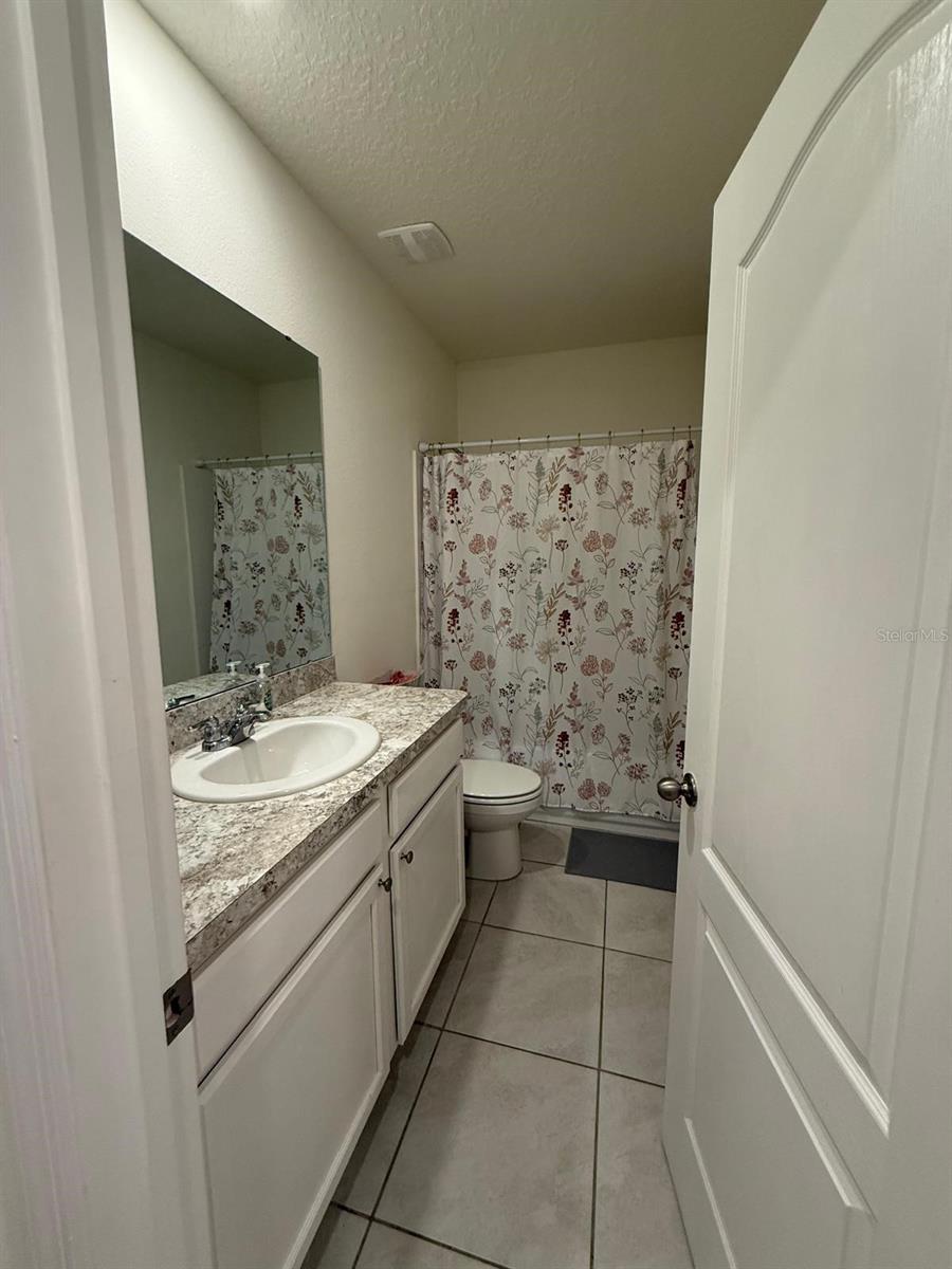 ATRIA/RIDGEWOOD LAKES - Residential Lease