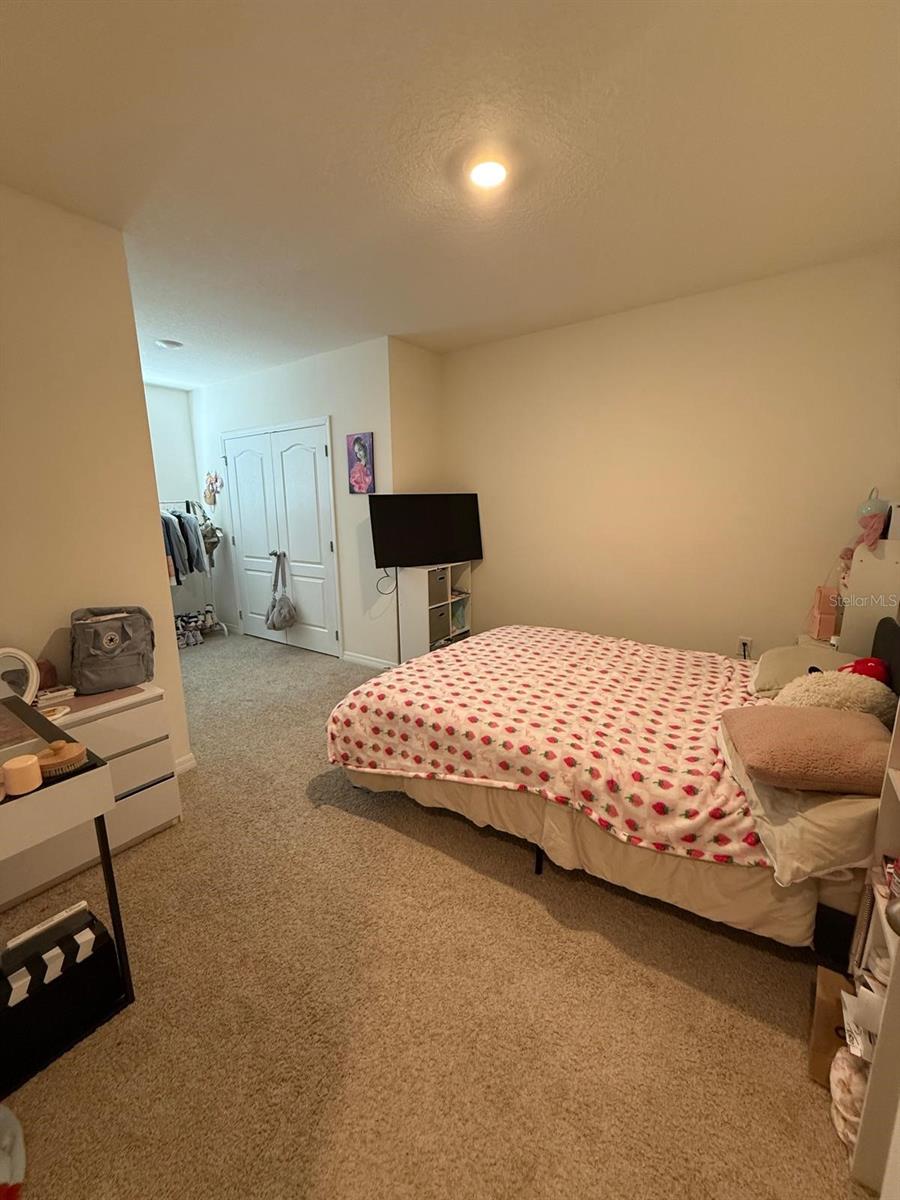 ATRIA/RIDGEWOOD LAKES - Residential Lease