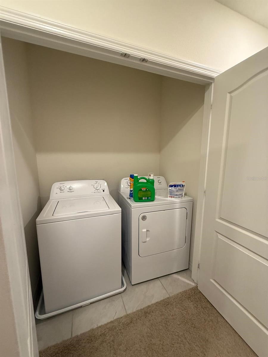 ATRIA/RIDGEWOOD LAKES - Residential Lease