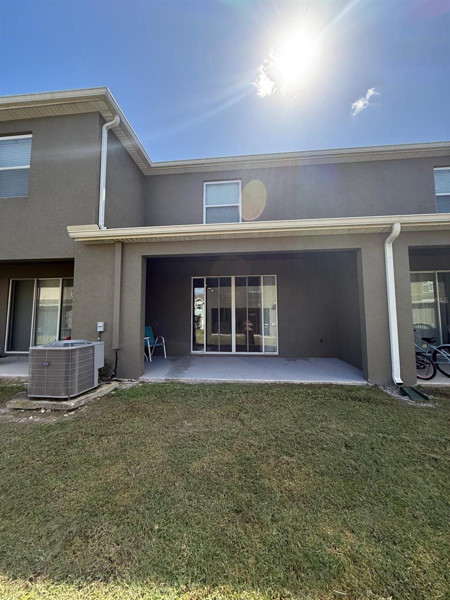 ATRIA/RIDGEWOOD LAKES - Residential Lease