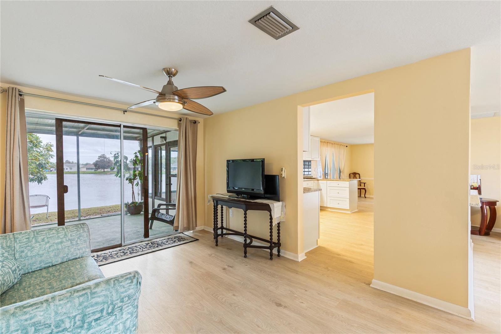 BEACON SQUARE - Residential