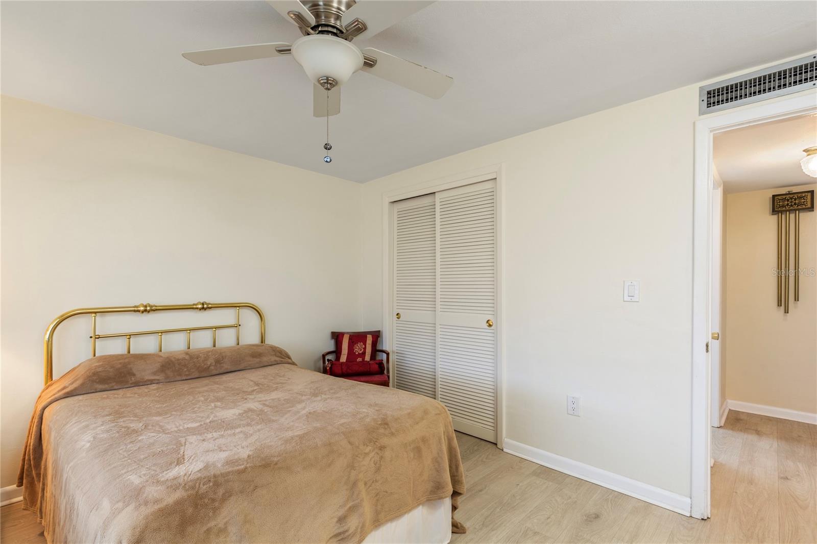 BEACON SQUARE - Residential