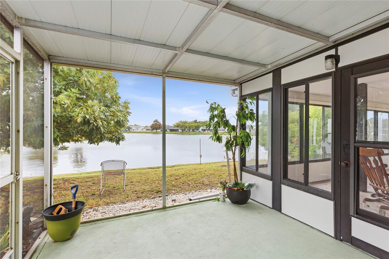 BEACON SQUARE - Residential